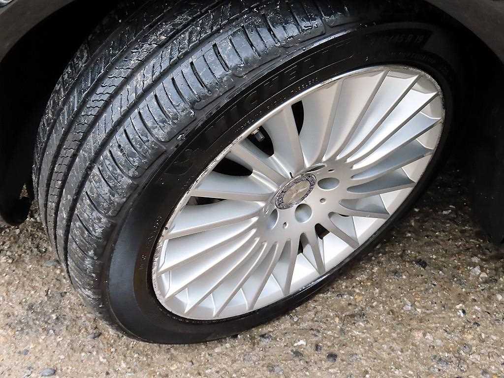 Mercedes-Benz S-Class — photo 20