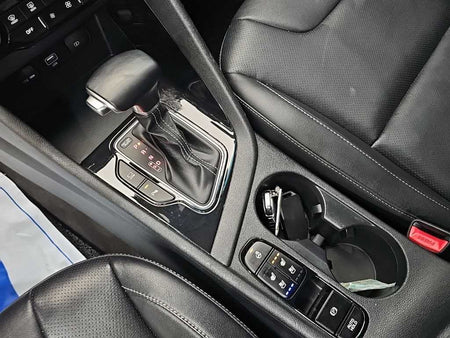 Kia Niro — photo 08