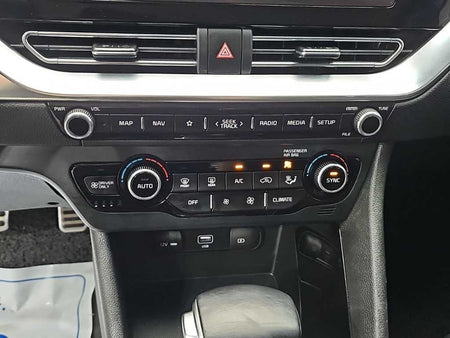 Kia Niro — photo 10