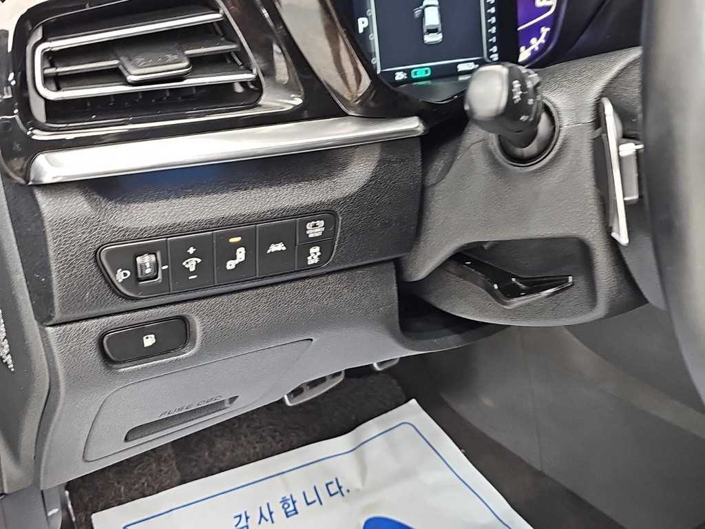 Kia Niro — photo 17