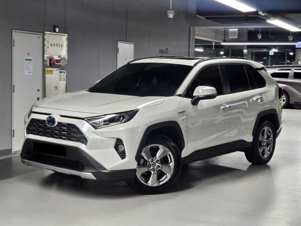 Toyota RAV4 — photo 02