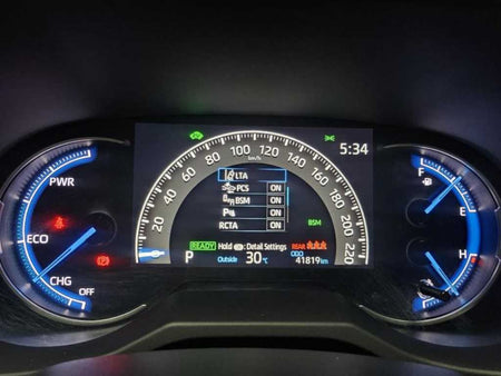 Toyota RAV4 — photo 08