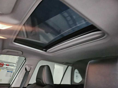 Toyota RAV4 — photo 16