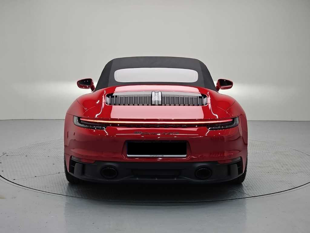 Porsche 911 — photo 03