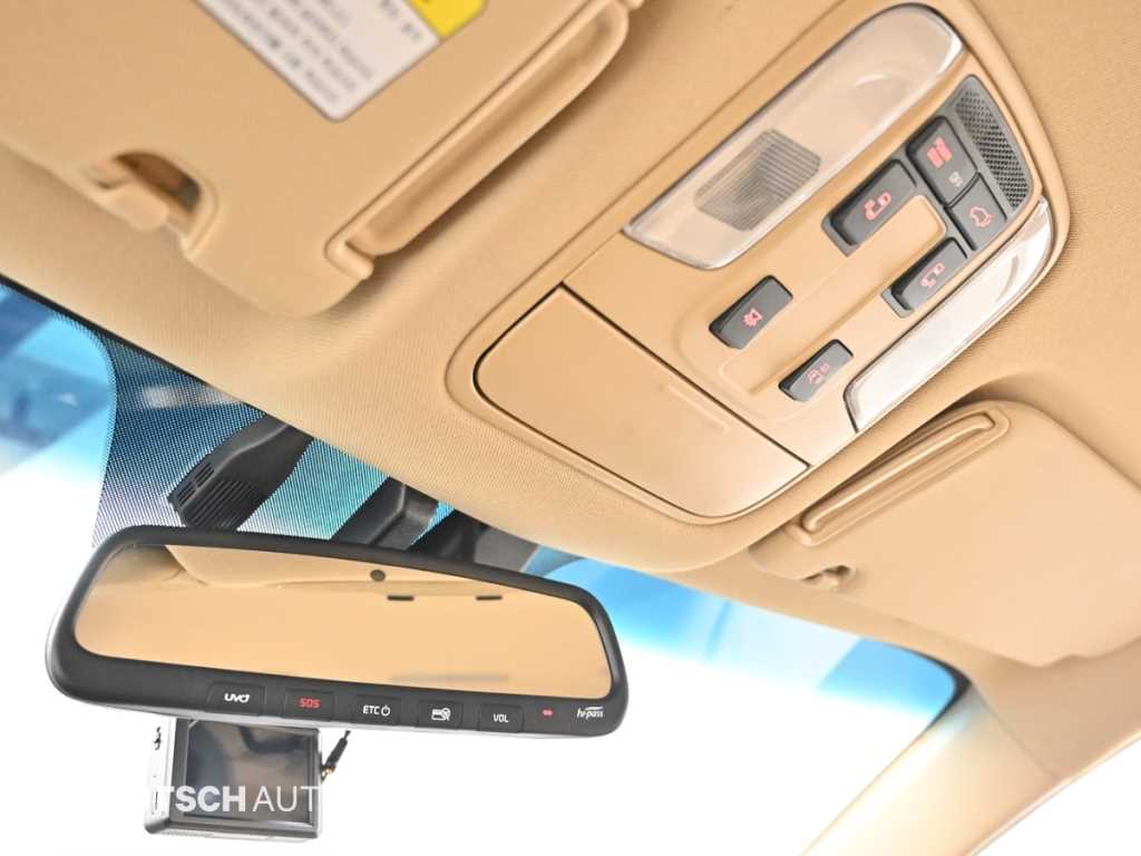 Kia Carnival — photo 18