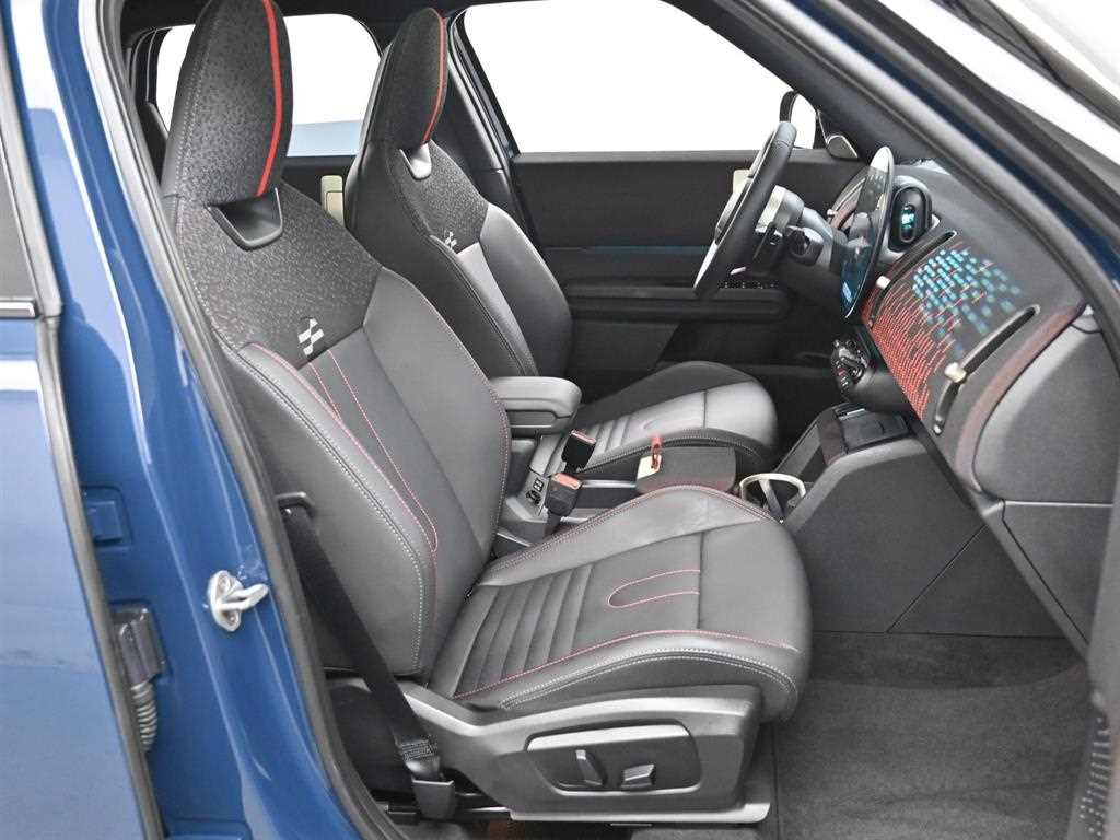 Mini Countryman — photo 10