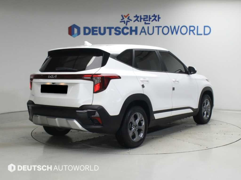 Kia Seltos — photo 02
