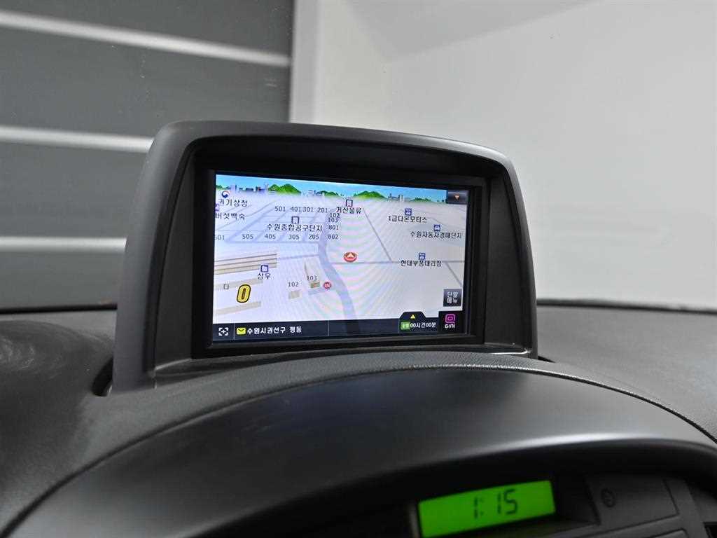 Hyundai Starex — photo 16