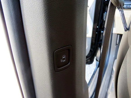 Kia Carnival — photo 17