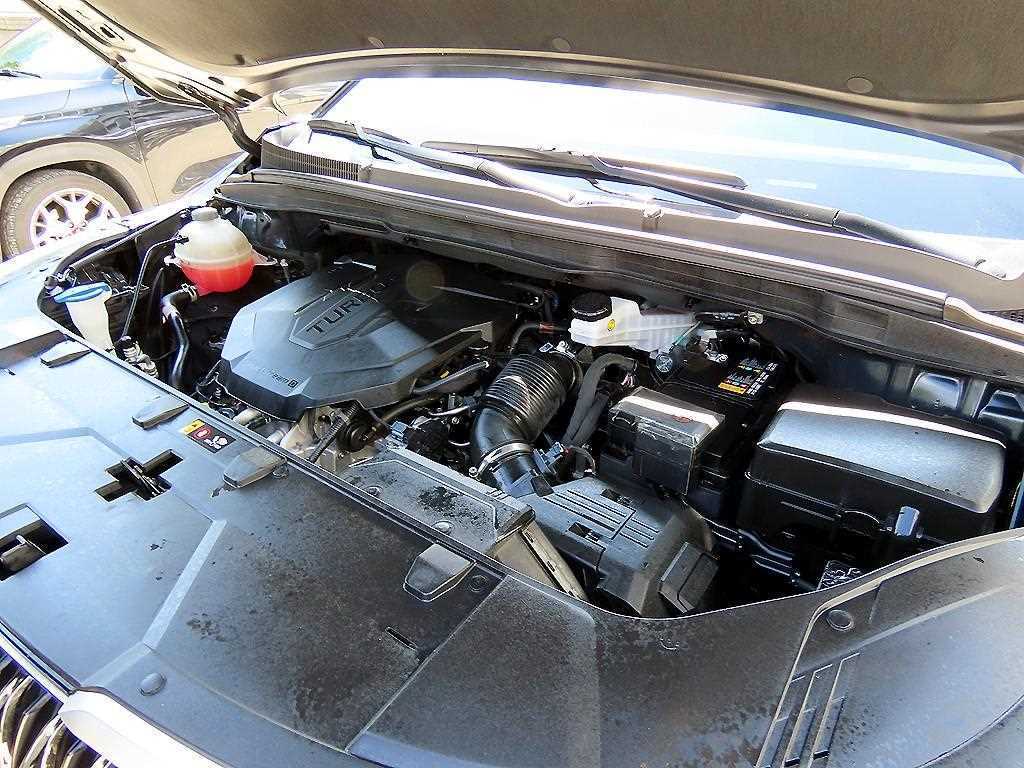 Kia Carnival — photo 19