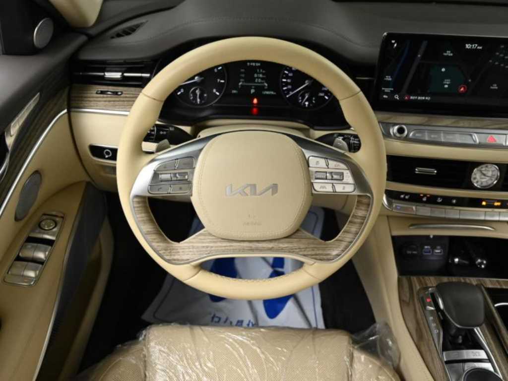 Kia K9 — photo 10
