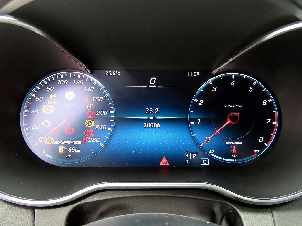 Mercedes-Benz C-Class — photo 09