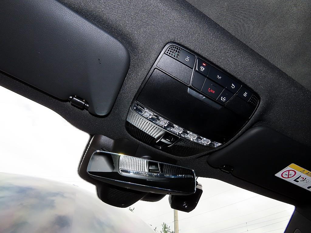 Mercedes-Benz C-Class — photo 15