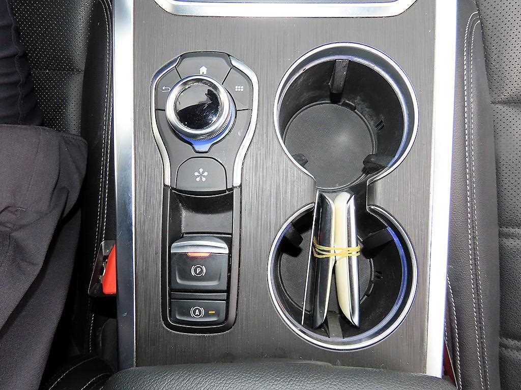 RENAULT SM6 — photo 13