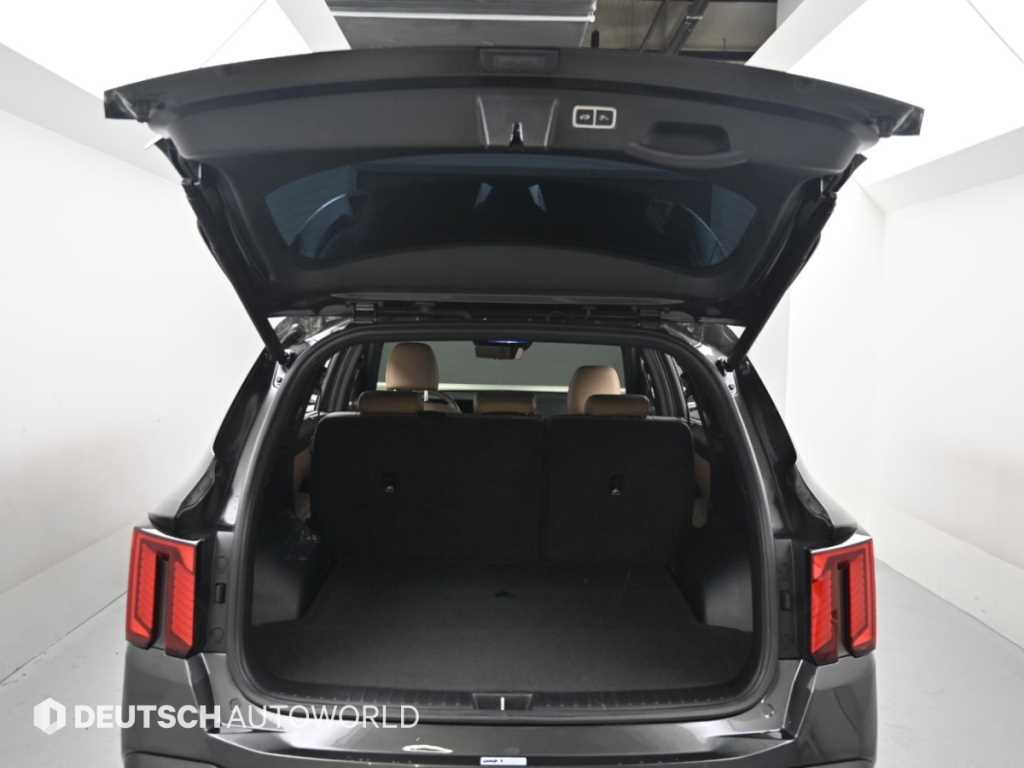 Kia Sorento — photo 19