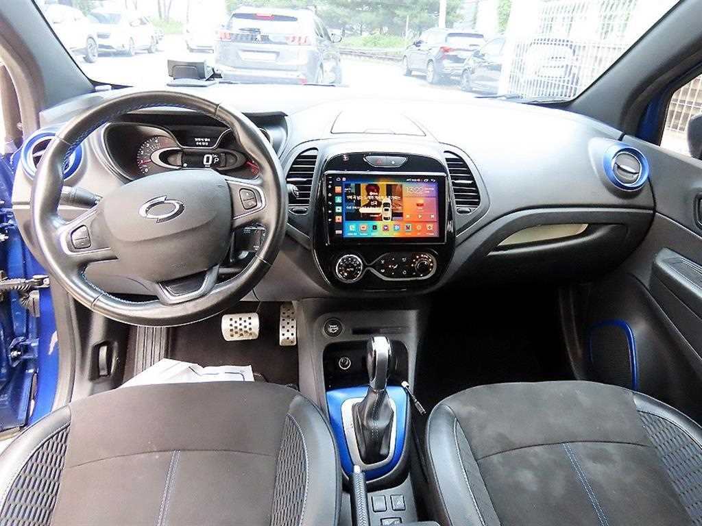 RENAULT QM3 — photo 07
