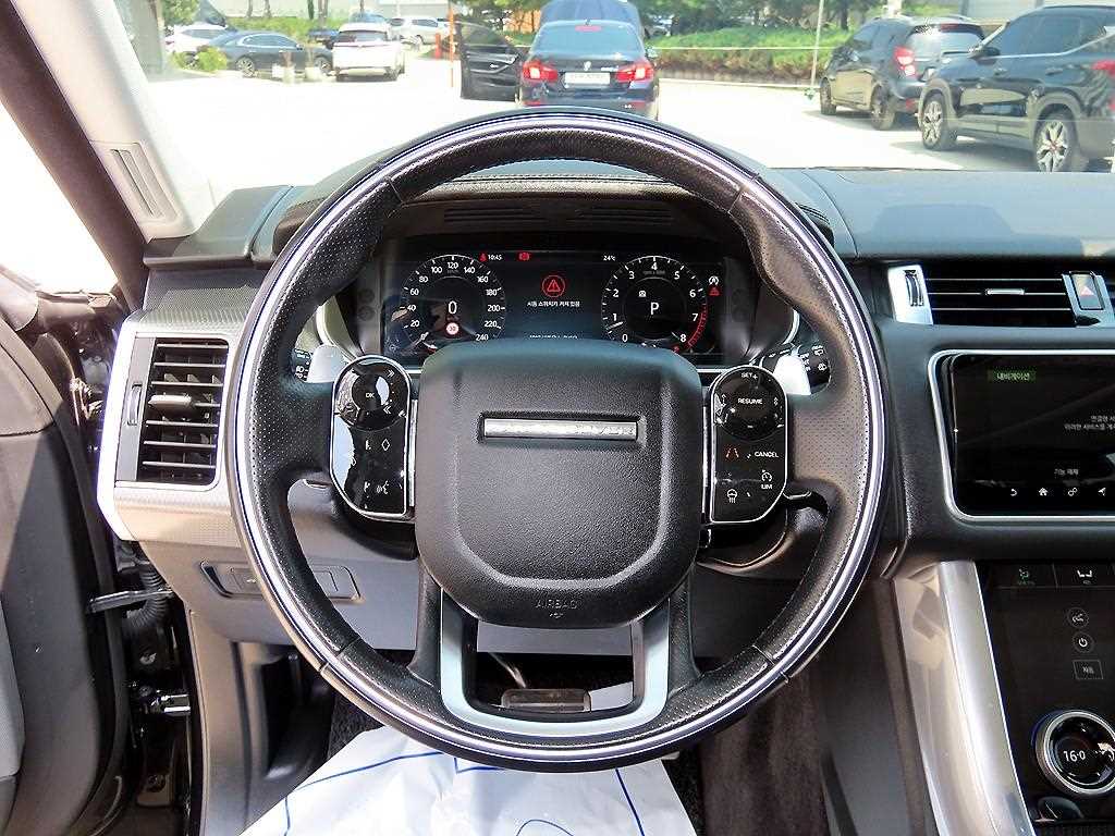 Land Rover Range Rover Sport — photo 08