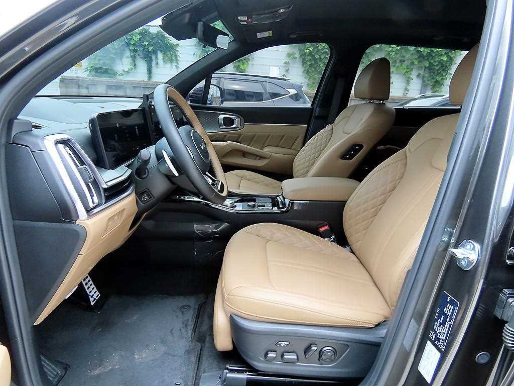 Kia Sorento — photo 05