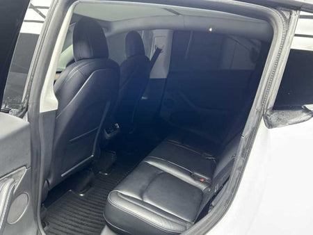 Tesla Model Y — photo 07