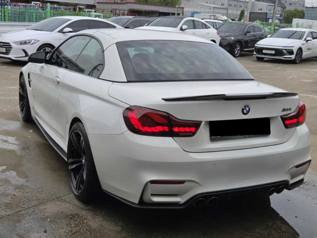 BMW M4 — photo 07