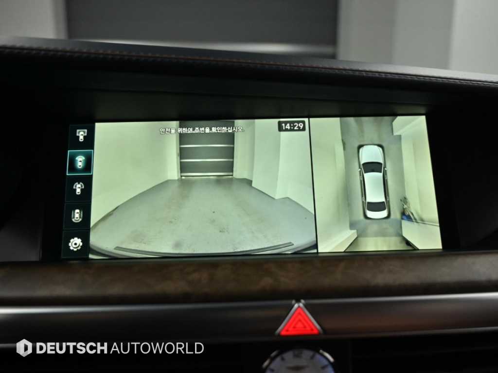 Genesis G90 — photo 15