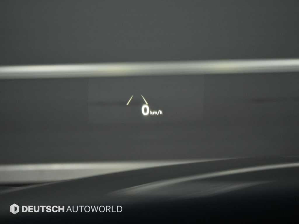 Genesis G90 — photo 17