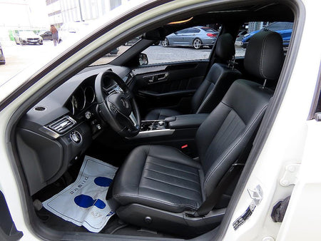 Mercedes-Benz E-Class — photo 05