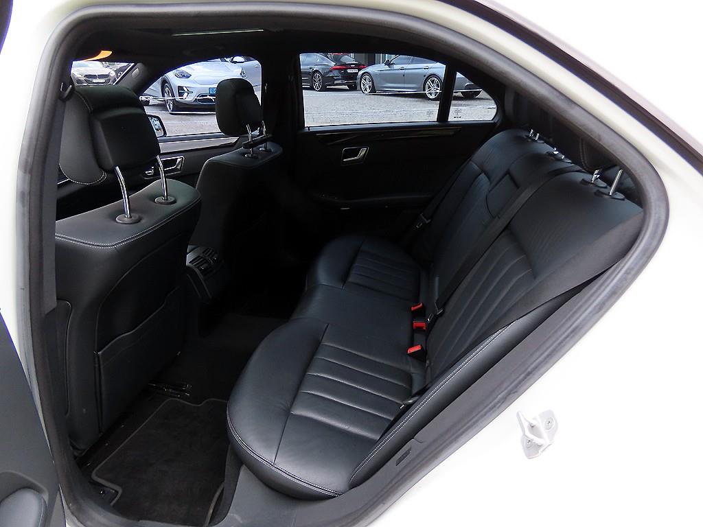 Mercedes-Benz E-Class — photo 06