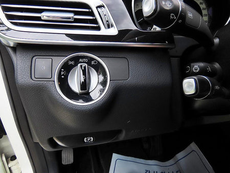 Mercedes-Benz E-Class — photo 12
