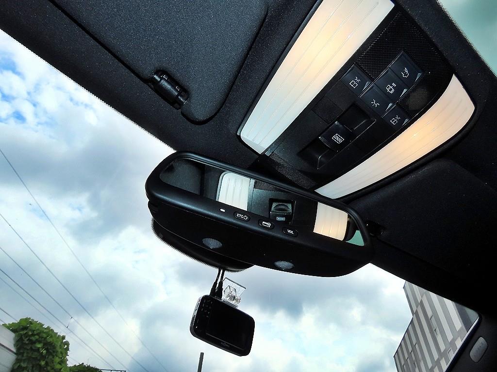 Mercedes-Benz E-Class — photo 15