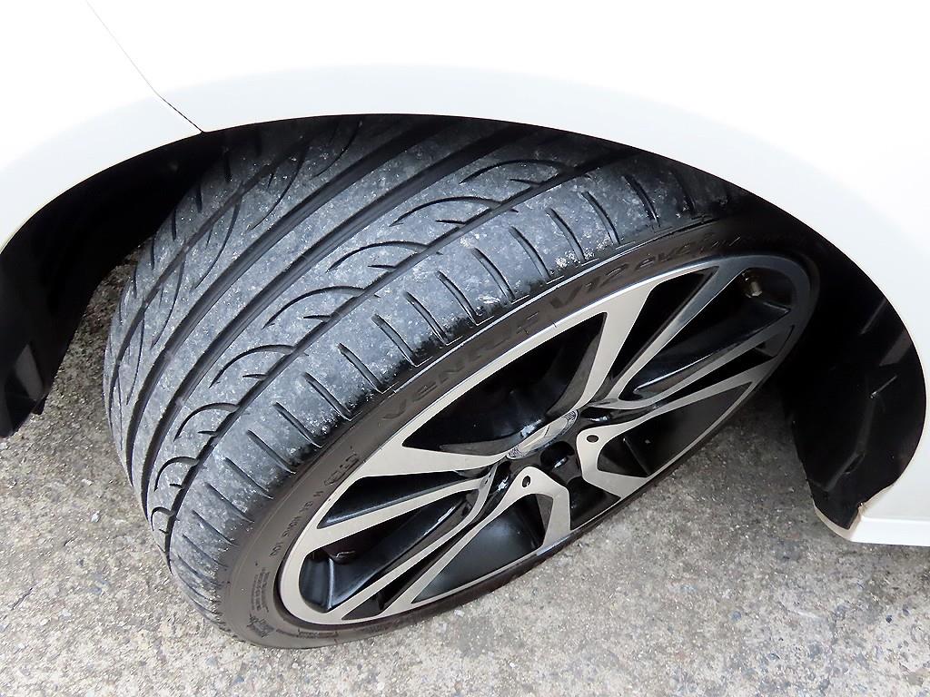 Mercedes-Benz E-Class — photo 20