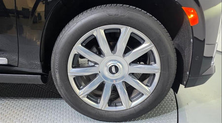Cadillac Escalade — photo 05