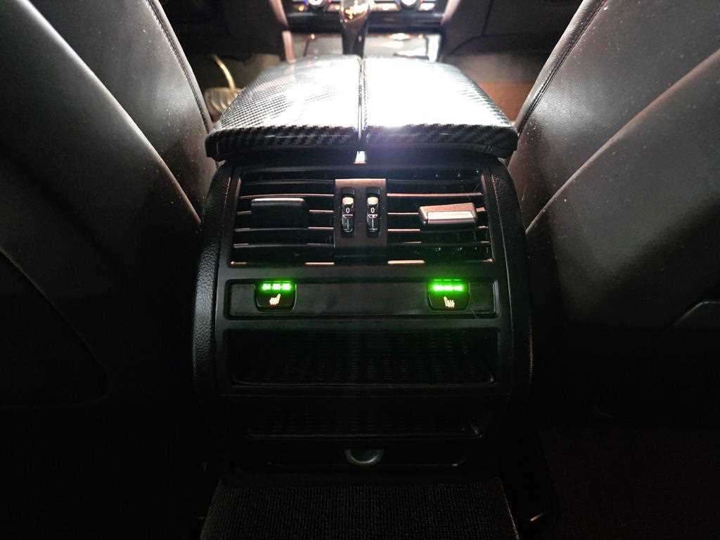 BMW 5-Series — photo 10