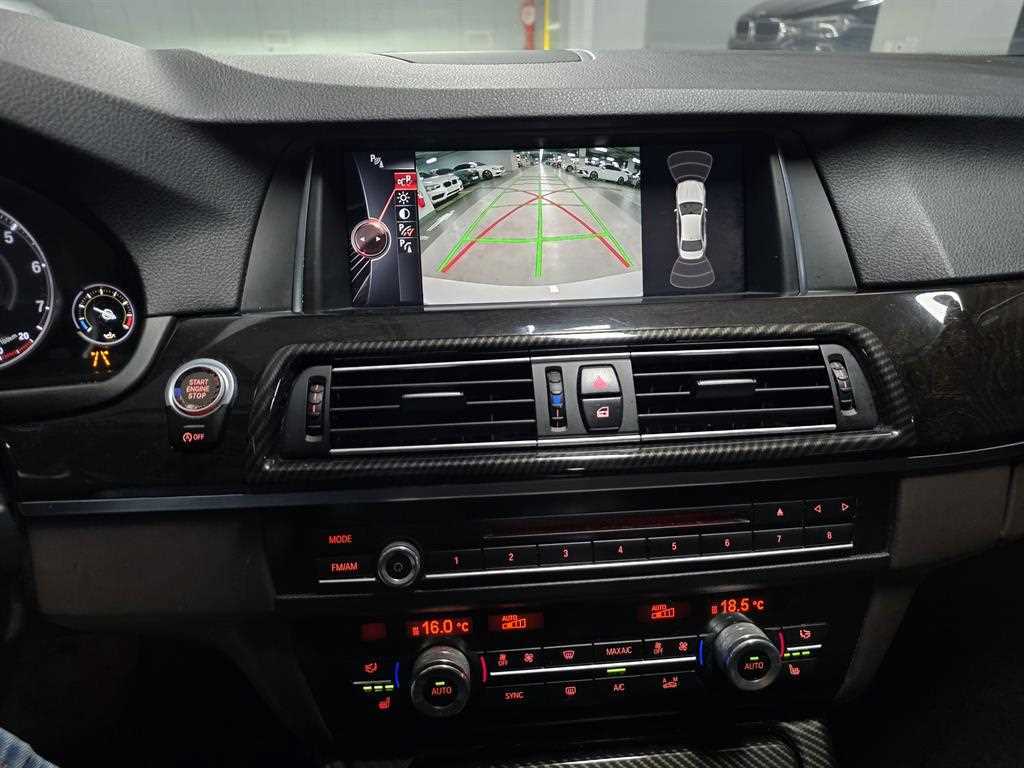 BMW 5-Series — photo 15