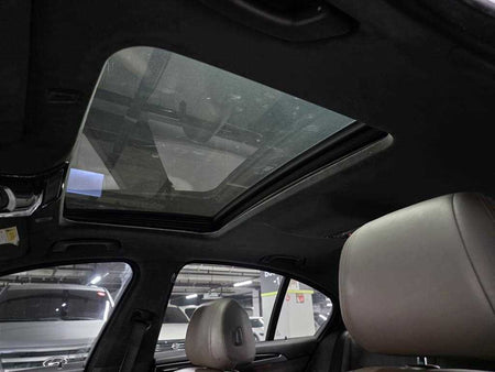 BMW 5-Series — photo 19