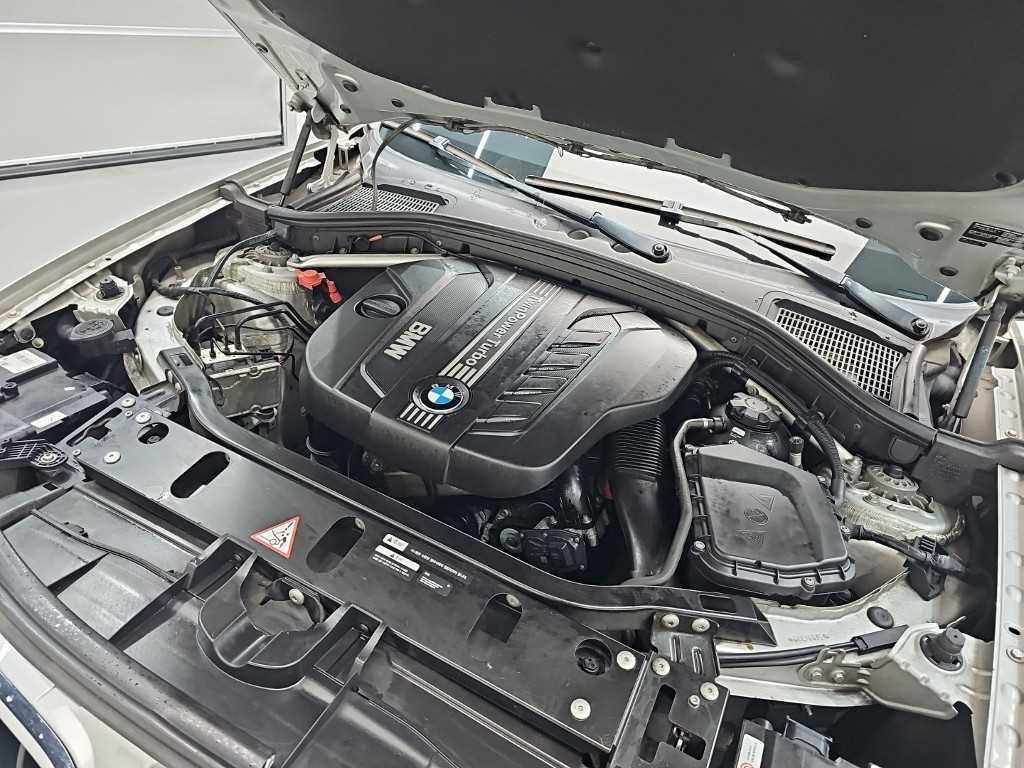 BMW X3 — photo 05