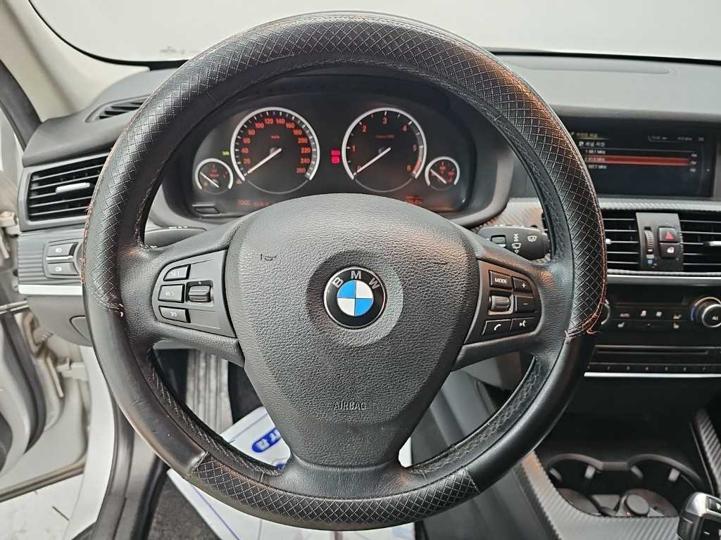 BMW X3 — photo 09