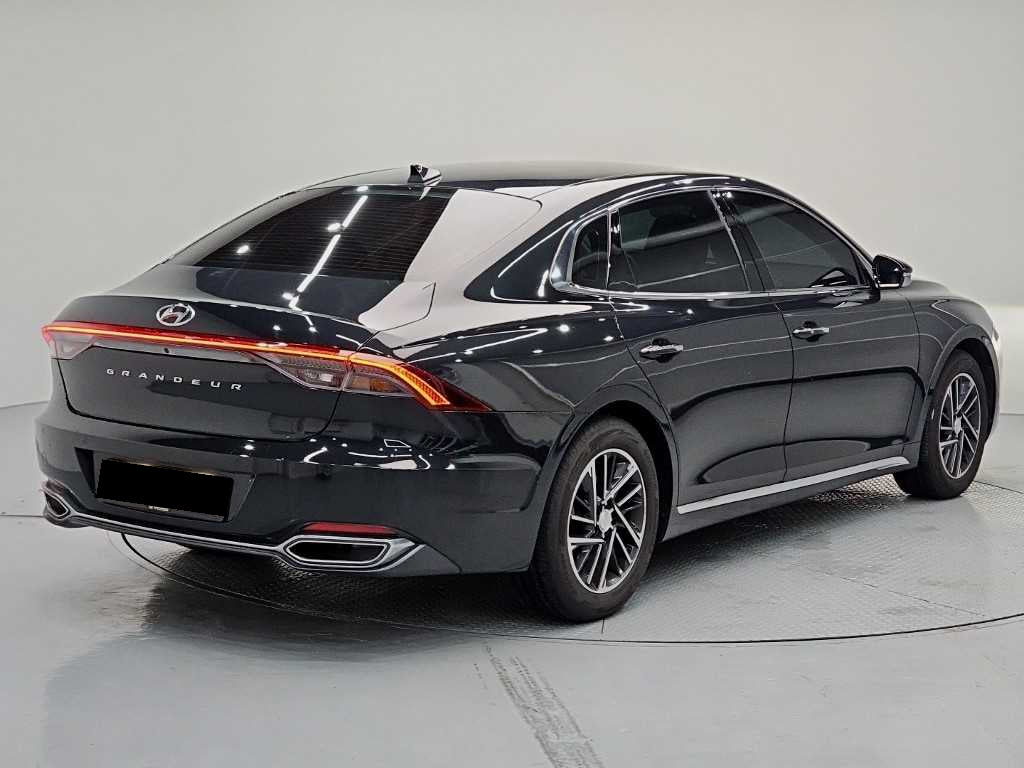 Hyundai Grandeur — photo 04