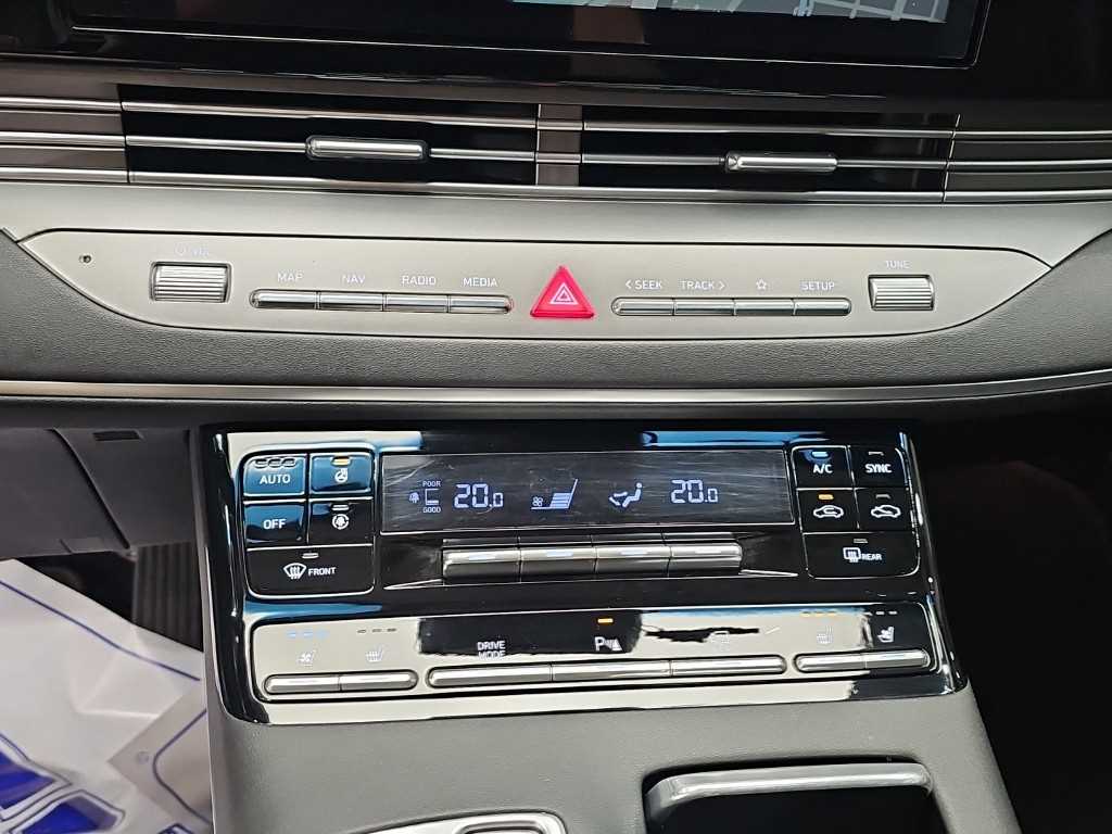 Hyundai Grandeur — photo 10