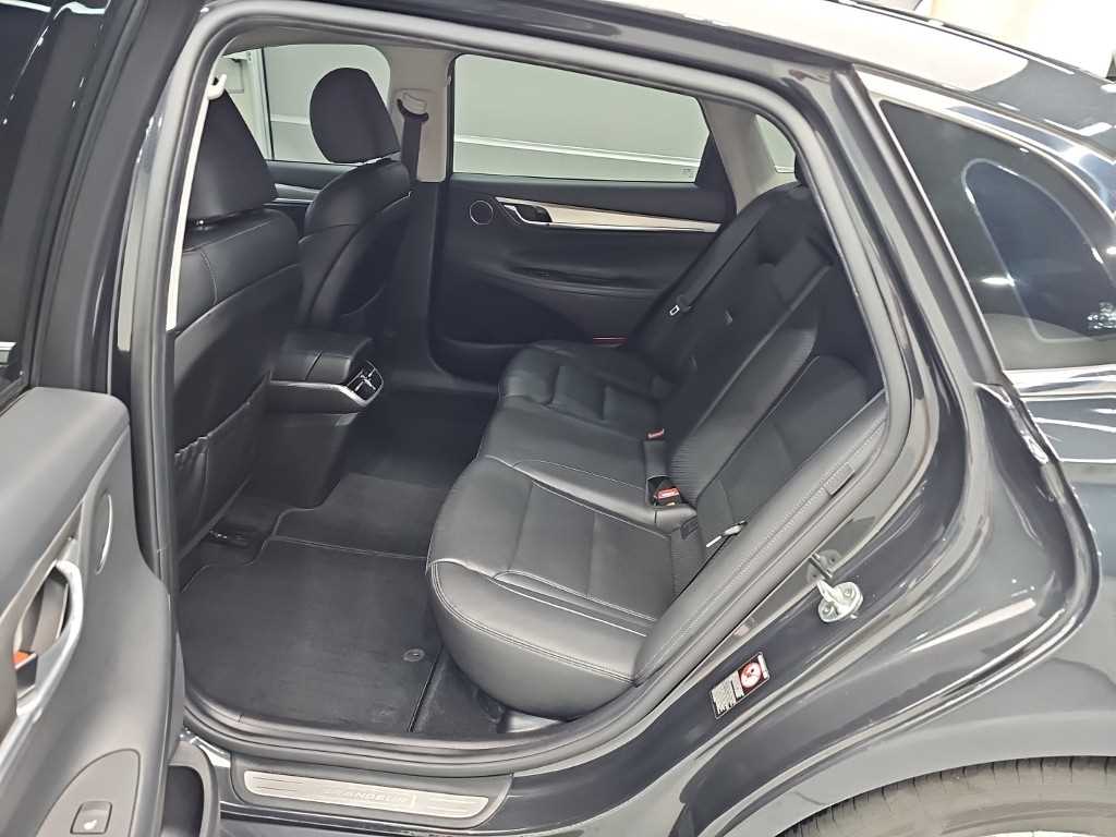 Hyundai Grandeur — photo 12