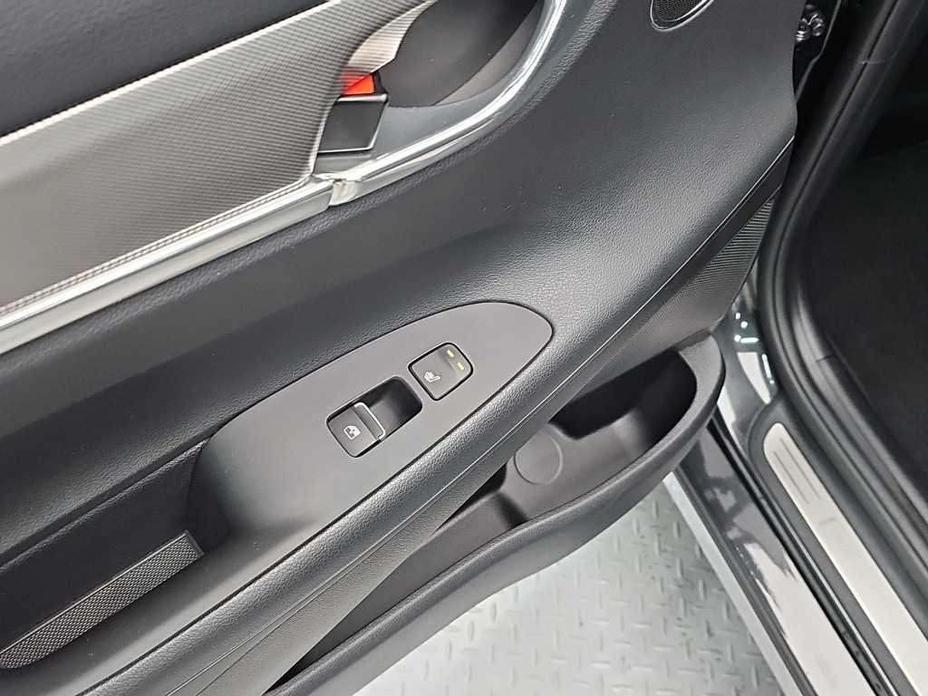 Hyundai Grandeur — photo 13