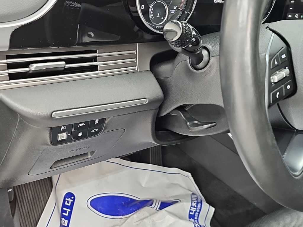 Hyundai Grandeur — photo 17