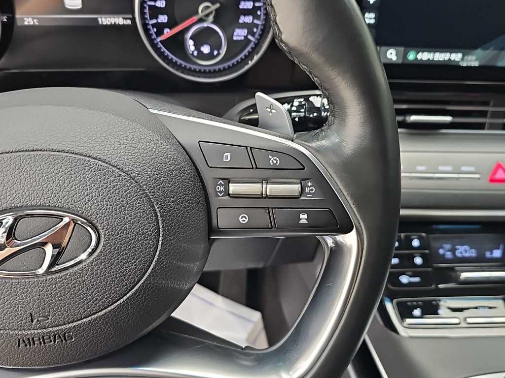 Hyundai Grandeur — photo 18