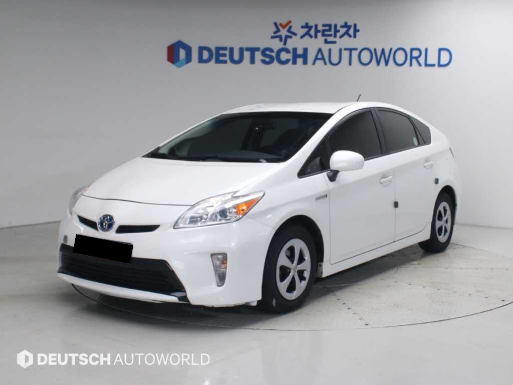 Toyota Prius — photo 01