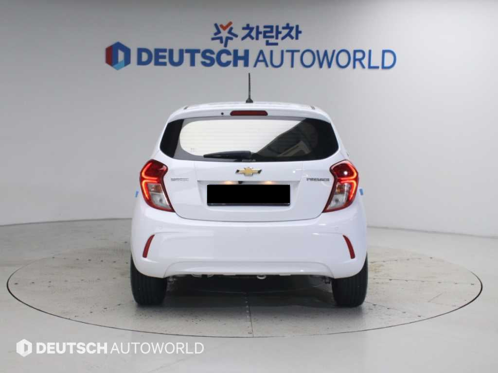 CHEVROLET Spark — photo 04