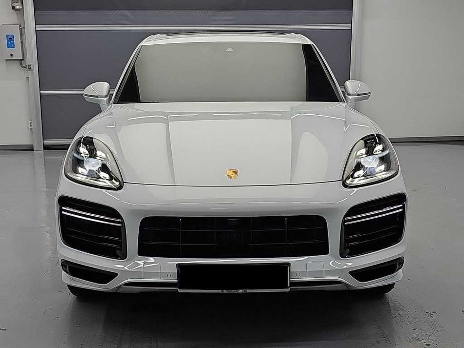 Porsche Cayenne — photo 01