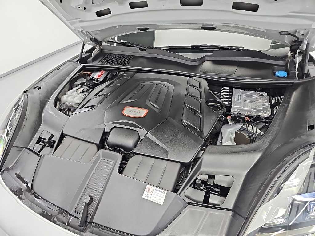 Porsche Cayenne — photo 05