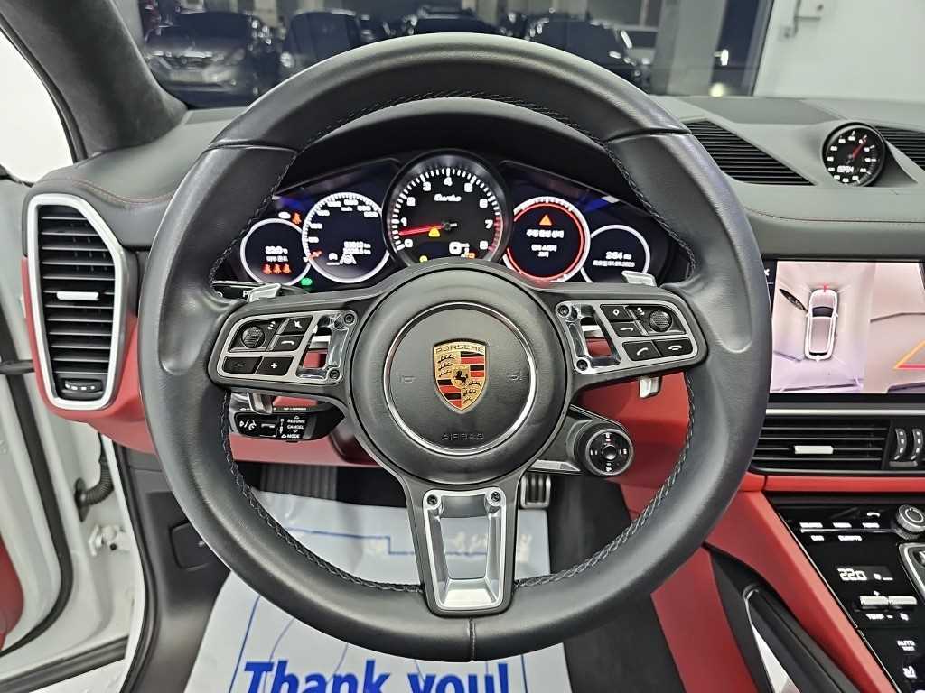Porsche Cayenne — photo 09