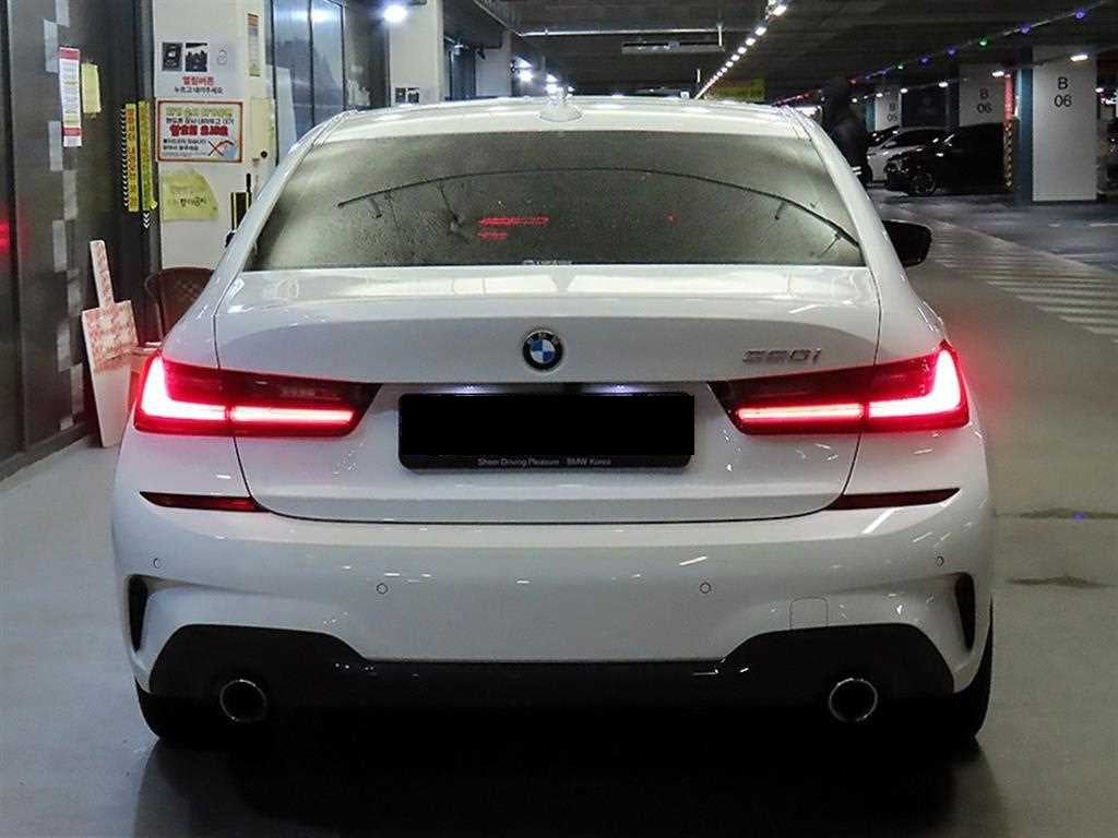 BMW 3-Series — photo 05
