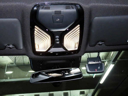 BMW 3-Series — photo 14